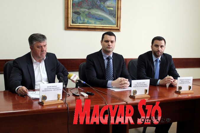 Mitar Nikolić, Miljan Ljušić és Branimir Stojanović (Fotó: Benedek Miklós) Mitar Nikolić, Miljan Ljušić és Branimir Stojanović (Fotó: Benedek Miklós)