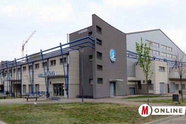 A Harcosok sorakozója lakótelepen található uszoda (Fotó: Benedek Miklós)