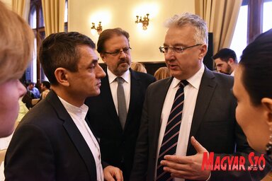 2016 a külhoni magyar fiatal vállalkozók éve - nyitórendezvény (Ótos András felvétele)
