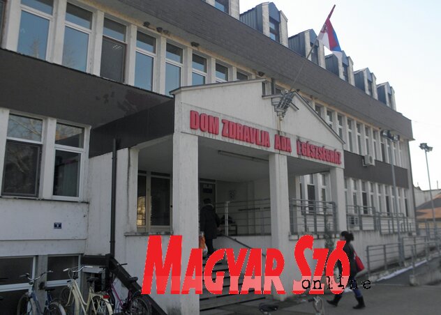 Az adai egészségházban több ingyenes szakvizsgálat várja az időseket (Csincsik Zsolt felvétele) Az adai egészségházban több ingyenes szakvizsgálat várja az időseket (Csincsik Zsolt felvétele)