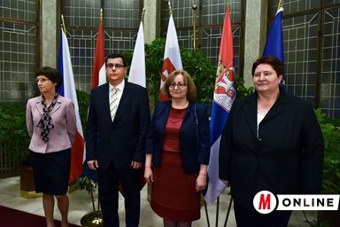 The ambassadors are waiting for their guests: (from left to right) Ivana Hlavsova, ambassador of the Czech Republic, Attila Pintér, ambassador of Hungary, Hanna Dalewska-Greń, ambassador of Poland and Dagmara Repčekova, ambassador of Slovakia (photo by András Ótos)