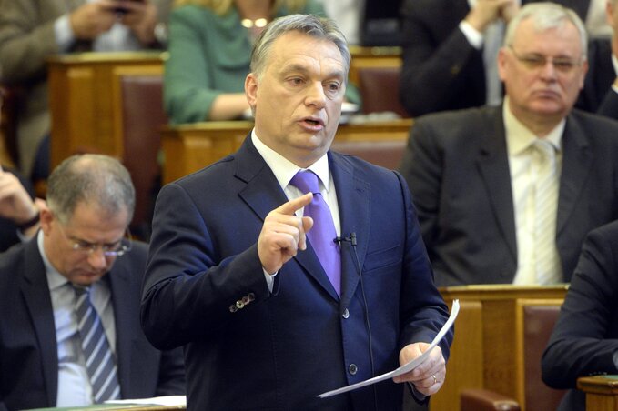 Orbán Viktor napirend előtt felszólal az Országgyűlés plenáris ülésén (Fotó: MTI)