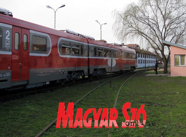 Máris megkezdődött a rongálásuk (Kecskés István felvétele) Máris megkezdődött a rongálásuk (Kecskés István felvétele)