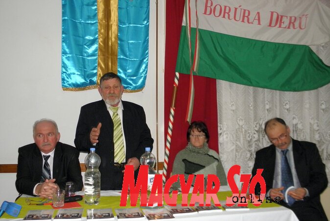 Boldizsár Béla a könyv moholi bemutatóján (Fotó: Csincsik Zsolt) Boldizsár Béla a könyv moholi bemutatóján (Fotó: Csincsik Zsolt)