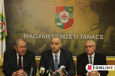 Pásztor István, Nenad Ivanišević és Hajnal Jenő (Fotó: Diósi Árpád)