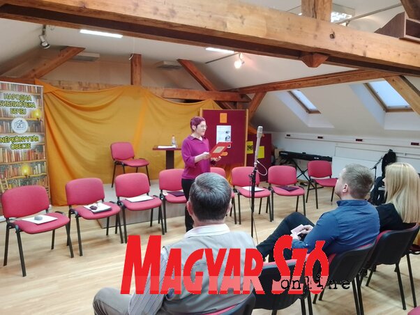 Fenyvesi Szilvia köszöntötte a jelenlévőket (Kancsár Izabella felvétele)