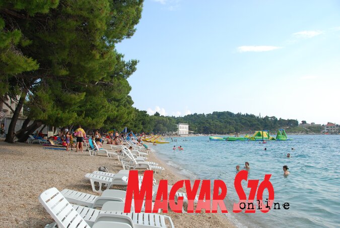 Makarska – a horvát tengerparton nem emelkedtek az árak (Homolya Horváth Ágnes felvétele) Makarska – a horvát tengerparton nem emelkedtek az árak (Homolya Horváth Ágnes felvétele)