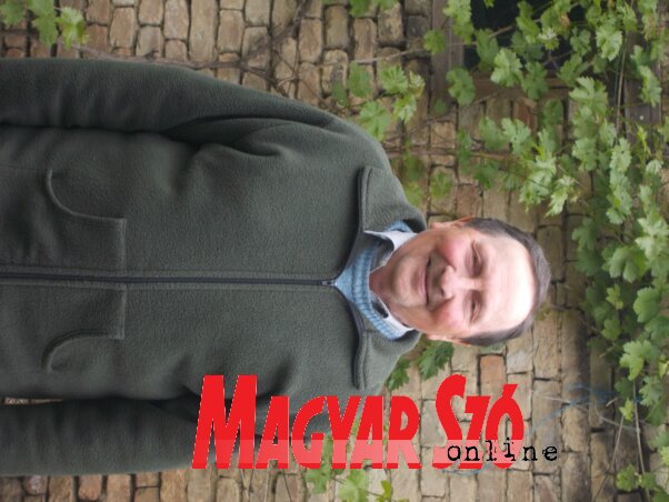 Csíkos András (Máriás Endre felvétele) Csíkos András (Máriás Endre felvétele)