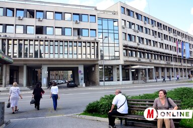 A végleges választási eredmények alapján Újvidéken elsöprő győzelmet arattak a haladók, az elkövetkező években ők döntenek a várost érintő legfontosabb kérdésekről (Dávid Csilla felvétele)