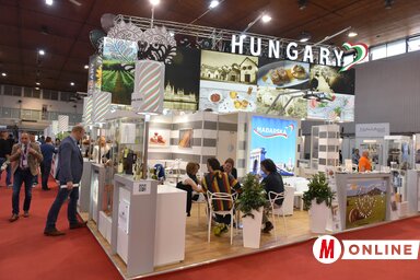 Magyarország standja a az újvidéki Nemzetközi Mezőgazdasági Kiállításon (Ótos András felvétele)