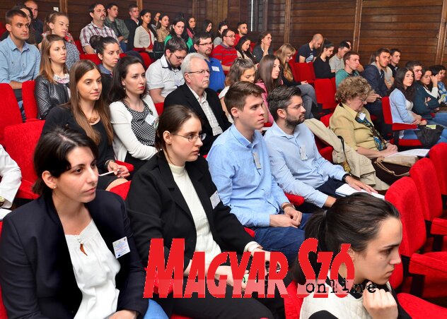 A tanácskozás résztvevői (Fotó: Dávid Csilla)