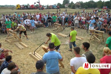 Városunk legnagyobb tömegeket megmozgató rendezvénye a Vajdasági Parasztolimpia (Benedek Miklós felvétele)
