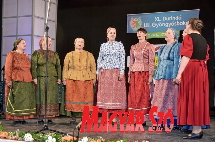Gunarasról a Rozmaring asszonykórus mutatkozott be