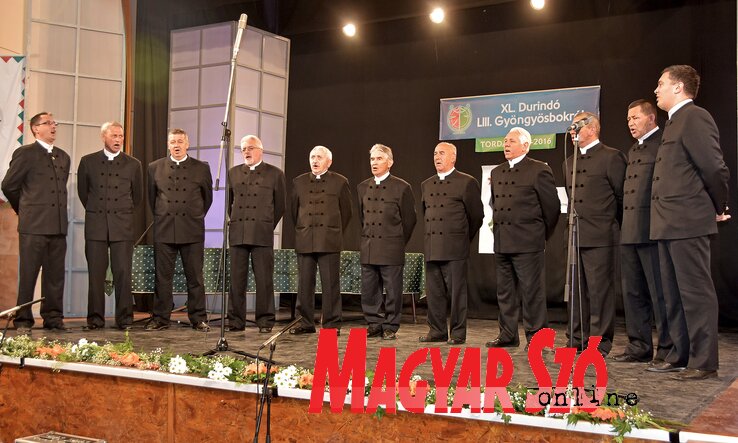 Csókáról a Rákóczi férfikórus érkezett a Durindóra