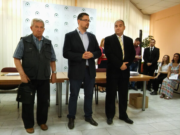 Dr. Somogyi Sándor, Juhász Bálint és dr. Menyhárt Attila (Fotó: Diósi Árpád) Dr. Somogyi Sándor, Juhász Bálint és dr. Menyhárt Attila (Fotó: Diósi Árpád)
