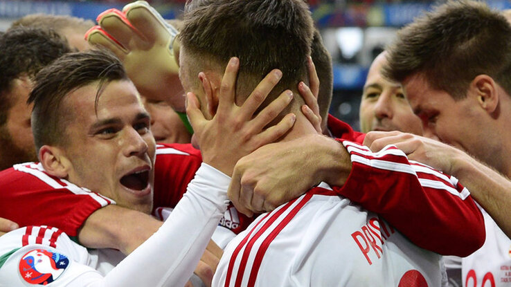 Ünnepelhetnek a magyar focisták! Nyolcaddöntős a válogatott az Eb-n (Fotó: MTI)