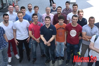 A Műszaki Tudományok Kara díjazott hallgatói mentorukkal