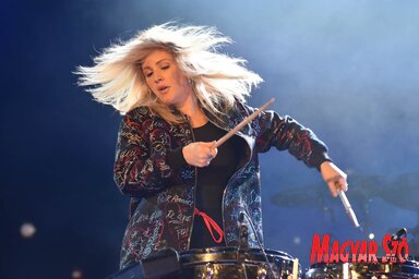 Az első nap legnagyobb koncertjét Ellie Goulding adta (Fotó: Ótos András)