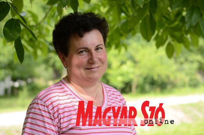 Almási Júlia: Félek, szemtanúja leszek annak, hogy eltűnünk innen (Molnár Edvárd felvétele) Almási Júlia: Félek, szemtanúja leszek annak, hogy eltűnünk innen (Molnár Edvárd felvétele)