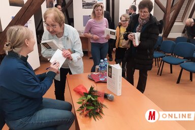 Lovas Ildikó új könyvének topolyai bemutatóján (Fotó: Kazinczy Paszterkó Diana)