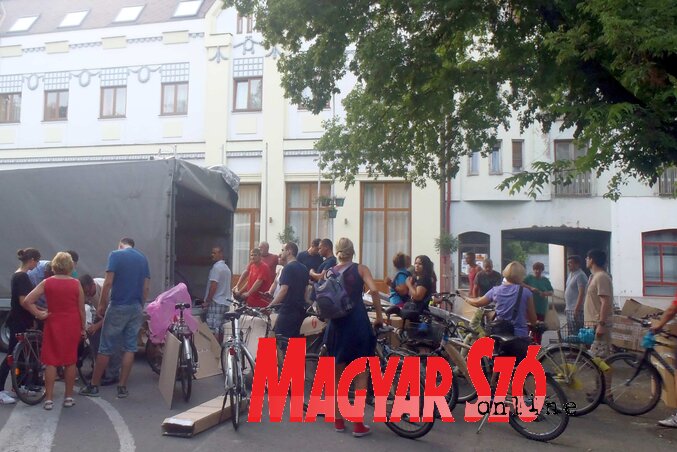 Indulás előtt a Dráva forrásához Indulás előtt a Dráva forrásához