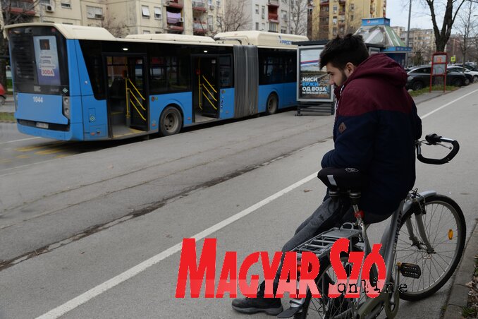 Pillanatok alatt szétkapkodták az újvidékiek a kerékpárvásárlási támogatásokat, a bringa egyre népszerűbb kellék a túlzsúfolt városban (Fotó: Dávid Csilla felvétele)