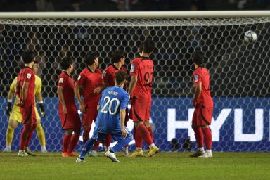 Pafundi szabadrúgása döntőbe juttatta az olaszokat (Fotó: AP)