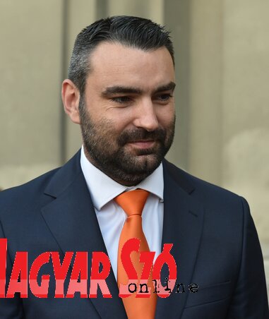 Ifj. dr. Lomnici Zoltán: Az Európai Unió külső határánál kellene megállítani a menedékjogot kérőket