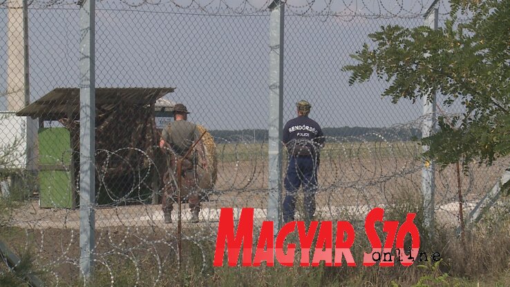 Kiválóan őrzött a magyar határ Rábénál is (Kabók Erika felvétele) Kiválóan őrzött a magyar határ Rábénál is (Kabók Erika felvétele)