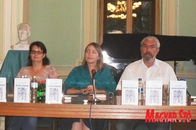Virág Gábor, Hicsik Dóra, Gazsó Hargita, Dragan Rokvić és Lovas Ildikó (Fotó: Lukács Melinda)