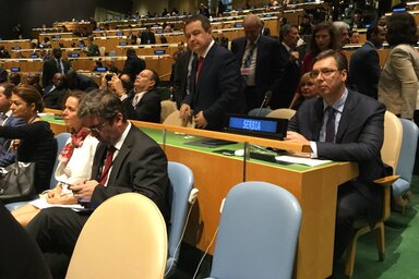 Aleksandar Vučić és Ivica Dačić Szerbia képviseletében (Beta)