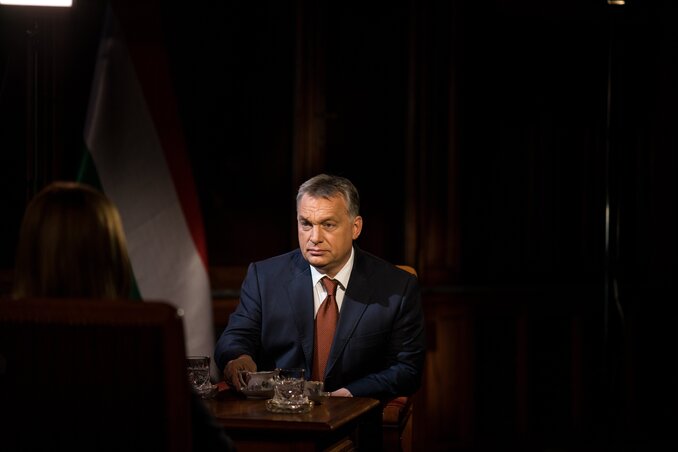 Orbán Viktor interjút ad a köztelevízióban (Fotó: MTI)