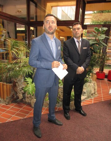 Vuletić titkár és Drča igazgató nyitotta meg a kiállítást (Fotó: Fekete J. József)