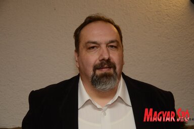 Dr. Mészáros Zoltán