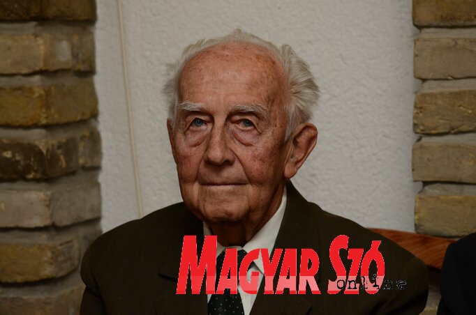 Pedagógusként mindig azt hangoztatta: „Tehetséges gyerek mindenütt van, csak meg kell találni!” (Molnár Edvárd felvétele) Pedagógusként mindig azt hangoztatta: „Tehetséges gyerek mindenütt van, csak meg kell találni!” (Molnár Edvárd felvétele)