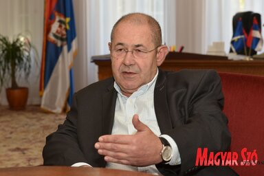 Jelentős értékrendbeli különbségek lehetetlenítik el a párbeszédet a vajdasági magyar ellenzékkel (Ótos András felvétele)