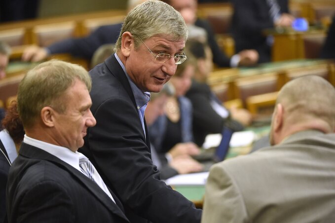 Varju László és Gyurcsány Ferenc (Fotó: MTI)