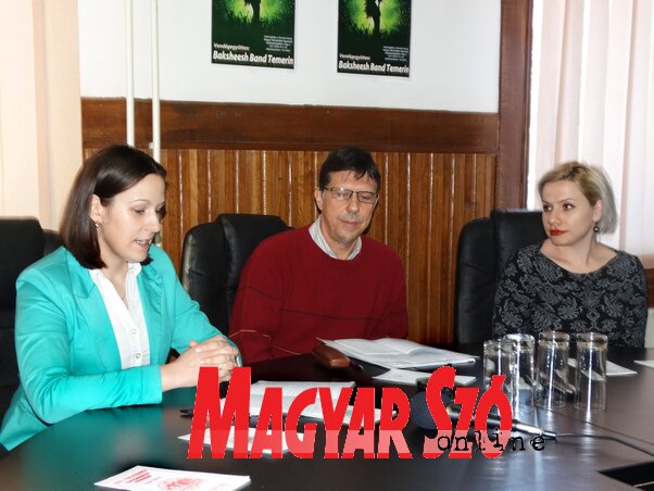 Kurczinák Kis Szilvia, Varga Flórián és László Judit (Góbor Béla felvétele) Kurczinák Kis Szilvia, Varga Flórián és László Judit (Góbor Béla felvétele)