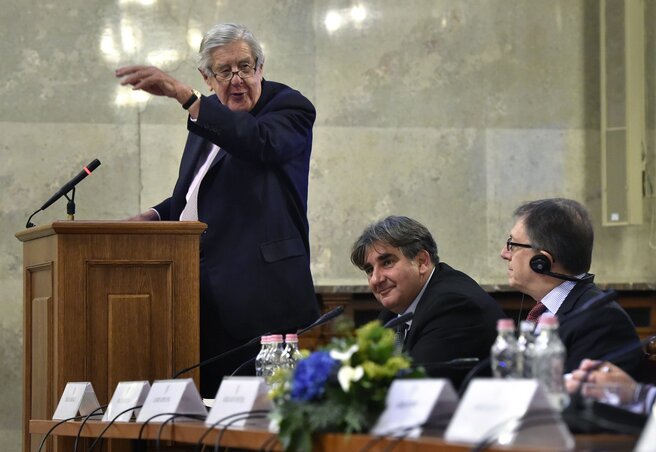 Lord Thomas Michael Jopling a 20. NATO-konferencián (Fotó: MTI)