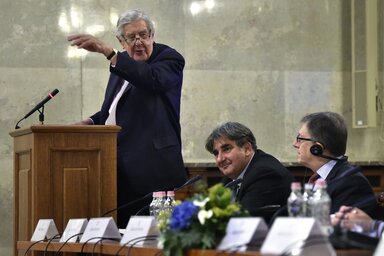 Lord Thomas Michael Jopling a 20. NATO-konferencián (Fotó: MTI)