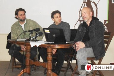 Mezei Zoltán, Pálfi Ervin és Horgas Péter ismertetik az Aleppói tekercs akció lényegét (Fotó: Lukács Melinda)