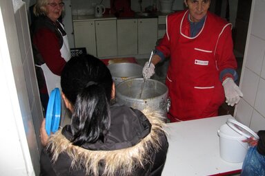 Mostantól kezdve naponta kétszer osztják az ételt (Fotó: Kecskés István)