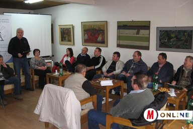 Az Agrobiznis klub felvállalta a közvetítő szerepét a községbeli termelők, a mezőgazdasági szervezetek, alapítványok és az önkormányzat illetékesei között (Kiss Zoltán felvétele)
