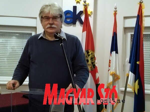 Dr. Szakály Sándor (Bozsoki Valéria felvétele) Dr. Szakály Sándor (Bozsoki Valéria felvétele)