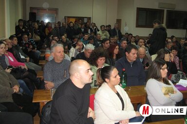 Zsúfolásig megtelt a képviselő-testület ülésterme (Kiss Zoltán felvétele)