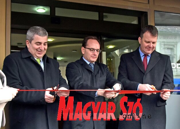 Bogdan Laban, Giuseppe Manzo és Igor Mirović