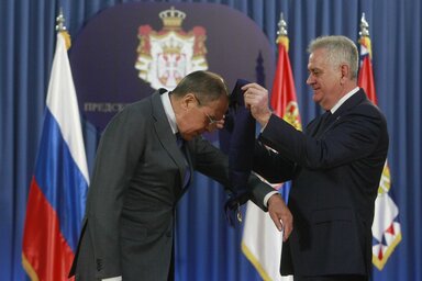Tomislav Nikolić államfő érdemrenddel tünteti ki az orosz külügyminisztert (Beta)