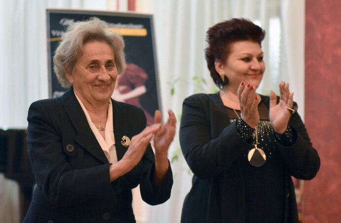 Vitkay Kovács Vera és dr. Temesi Mária Vitkay Kovács Vera és dr. Temesi Mária