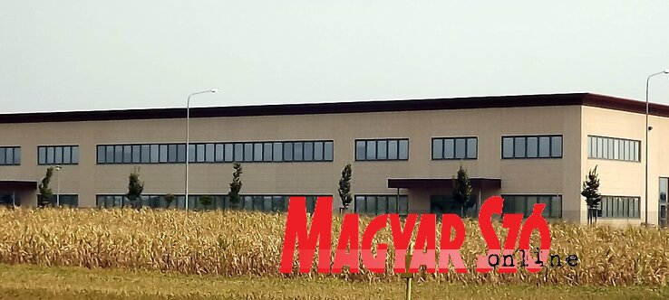 Zomborra is kiterjed a vámszabad övezet Zomborra is kiterjed a vámszabad övezet