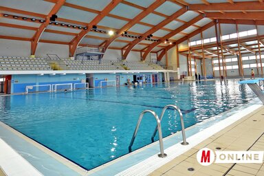 A Harcosok sorakozóján található úszómedence (Fotó: Gergely Árpád)